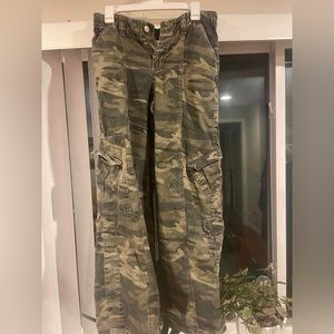 BAGGGY camo cargo pants y2k